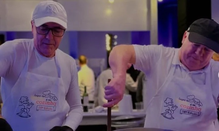 Lugar de Homem é na Cozinha